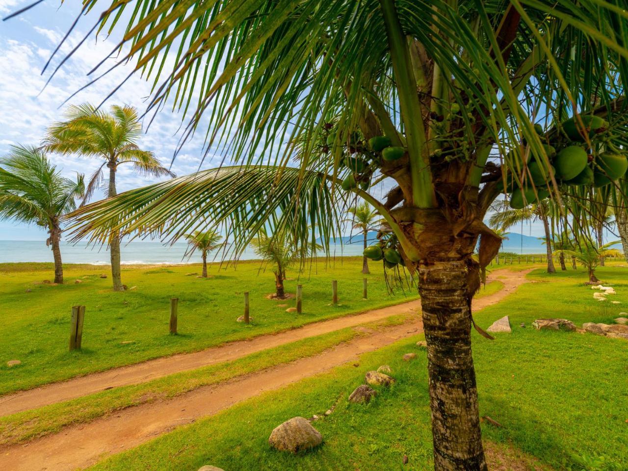Pousada Pe Na Areia Caraguatatuba Bagian luar foto