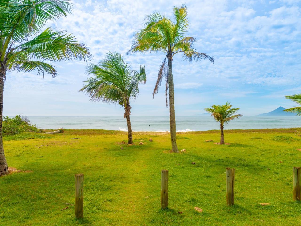 Pousada Pe Na Areia Caraguatatuba Bagian luar foto