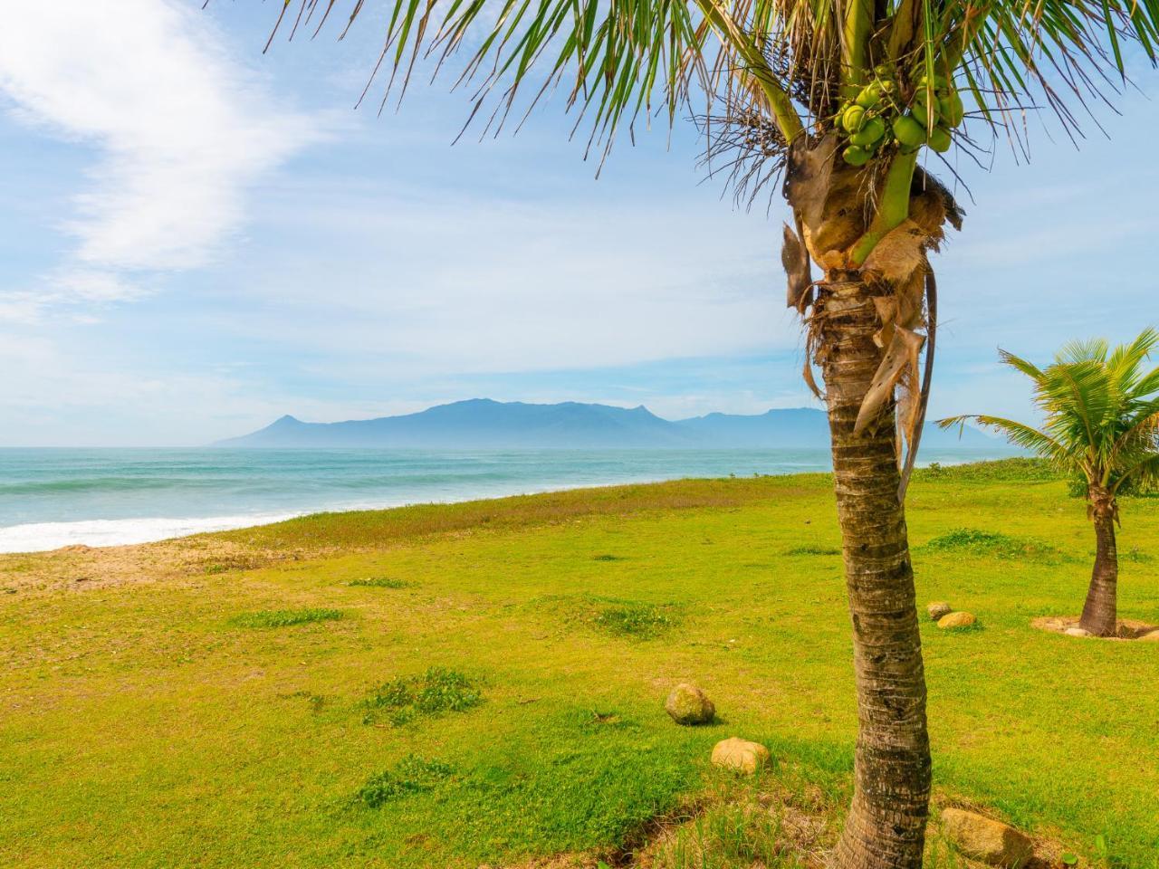 Pousada Pe Na Areia Caraguatatuba Bagian luar foto